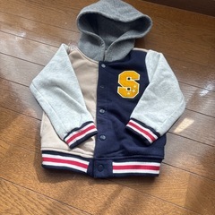 95  ベスト、上着、セーター３点の画像