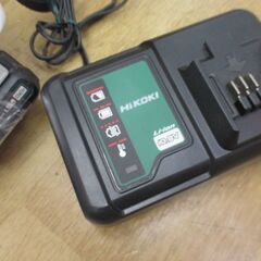 HiKOKI ハイコーキ R12DA 充電クリーナー バッテリ10.8V一個/充電器付き 中古品 【ハンズクラフト宜野湾店】の画像