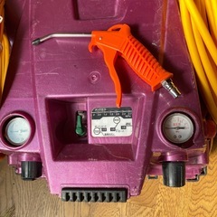 高圧、低圧コンプレッサー　日立工機製　中古稼働品　高圧、低圧ホース付きの画像