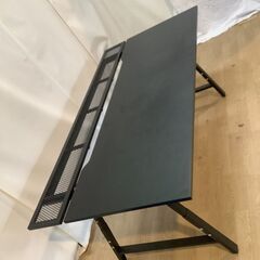 No.162　UTESPELARE ウーテスペラレ　ゲーミングデスク　ブラック　160×80 cm（豊橋市収集業務課リユース家具）の画像