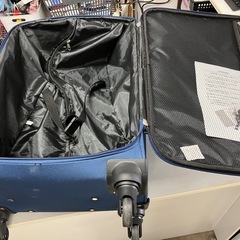 ロ 2511-054 STORIES スーツケース ネイビー キャスター付き 容量不明 カギ付き 中古美品の画像