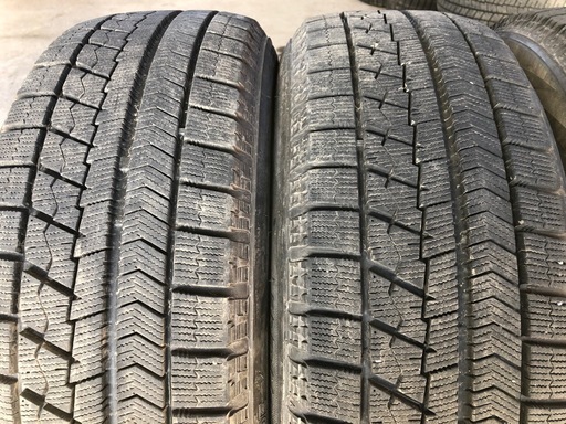 205/60R16 スタッドレスタイヤ　4本セット　
