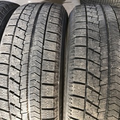 205/60R16 スタッドレスタイヤ　4本セット　の画像