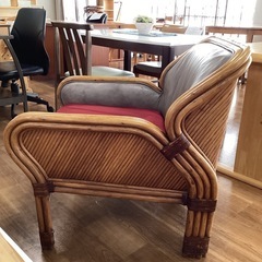 ラタンアームチェアー　（2脚セット）【町田市再生家具】　252233の画像