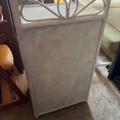 オシャレな棚の画像