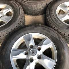 TOYOTA ランクル100 純正18インチアルミ、ダンロップ スタッドレス付 4本の画像