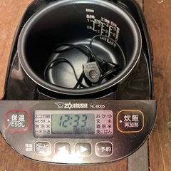 おかか様4日(運搬費込)(即日、深夜ok)象印2022年製　炊飯器の画像