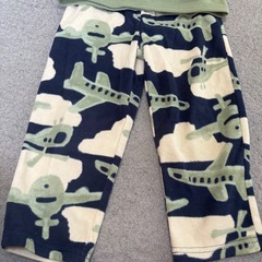 フリースパジャマ　100〜110くらいの画像