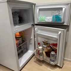2ドア冷蔵庫の画像