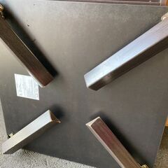 折り畳みテーブルの画像