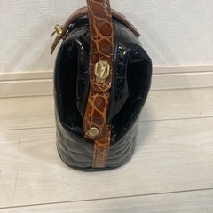早い者勝ち　Fontanelli シャイニングクロコ 本革 y2k ハンドバッグの画像