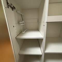 ニトリ　
食器棚の画像