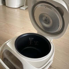 炊飯器の画像