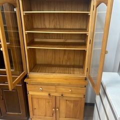 ジモティー割引🏷️【ジャングルジャングル 岸和田和泉インター店】食器棚 和泉市 堺市 岸和田市 泉大津市 高石市 泉北郡熊取町の画像