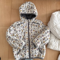 子供服　サイズ120  ジャンパー　上着　アウターの画像