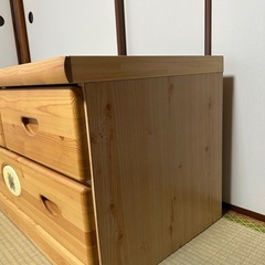 天然木タンスの画像