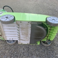 電動芝刈機の画像