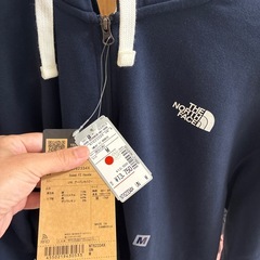 ノースフェイス　パーカー　Ｍサイズ　値下げの画像