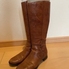 中古ブーツ　23.5
の画像