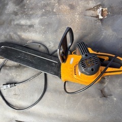 変速ジグソー&RYOBI 電動チェーン
ソーの画像