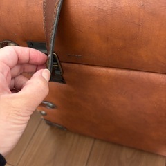 アンティーク椅子兼収納の画像