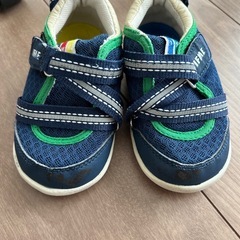 イフミー スニーカーの画像