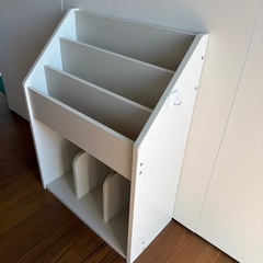 絵本 児童書 本棚 の画像