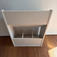 絵本 児童書 本棚 の画像