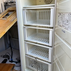 電気冷凍庫　DFR T １０７ＡＷ無料の画像
