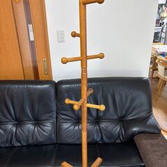 🔳子供用木製ポールハンガー　　　　　　　の画像