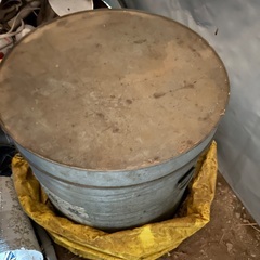 車とバイクのエンジンオイル　廃油　廃油ストーブの画像