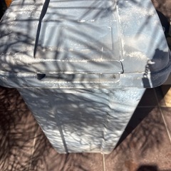 レトロな外用収納箱の画像