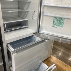 【トレファク高槻店】安心の1年間保証！取りに来られる方限定！YAMADA（ヤマダ）の3ドア冷蔵庫のご紹介です！の画像