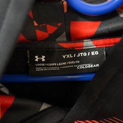UNDER ARMOR(アンダーアーマー)裏起毛フードパーカー160cmの画像