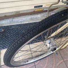 ブリヂストン　ラピス　白　カゴ付き自転車　ギアなし　前後ろカゴ付き　かぎあり　26インチの画像