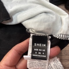 新品❣️シーイン　長袖　トップス　Sの画像