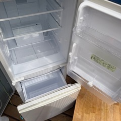 【仮決定】SHARP 冷蔵庫 2015年製137L 2ドアの画像