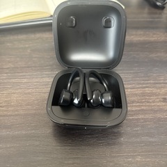 Beats イヤホン の画像