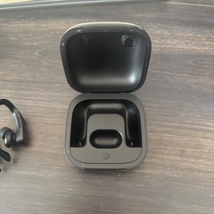 Beats イヤホン の画像