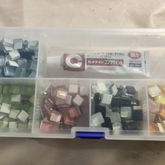 全部で　ミニタイル　ガラスタイル　小物作りに、、の画像