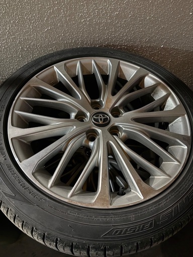 カムリ純正ホイール