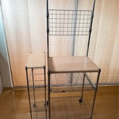 隙間収納　スチールラックの画像