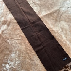 バーバリーBurberryカシミヤ100%マフラーレディースメンズユニセックスストールショールスカーフ男女兼用ダークブラウン焦げ茶の画像