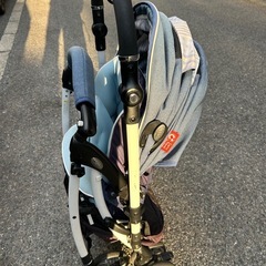 𝐀𝐩𝐫𝐢𝐜𝐚 ベビーカーの画像