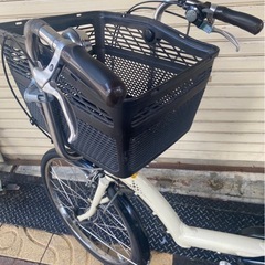 格安★ブリヂストン　アンジェリーノ　チャイルドシート取り付け可能　前かご付き電動自転車の画像