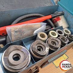 ✨イズミ　中古　HP-180N　手動油圧ポンプ＋SH-10パンチャー＋コマ6個付き✨うるま市田場✨の画像