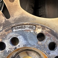 スタッドレスタイヤ  14インチホイール付きの画像