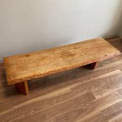 一枚板　ローテーブル　天然木の画像