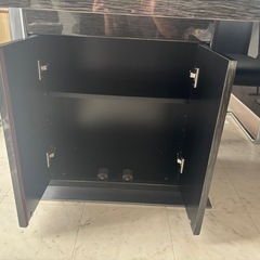 収納付きダイニングテーブル6脚付き！の画像