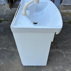 ファーストプラス　洗面化粧台の画像